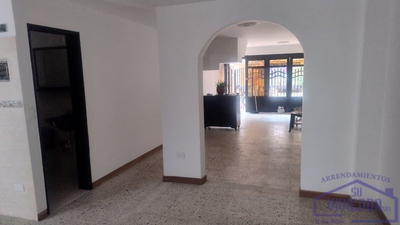 Casa-local en Arriendo en Guayabal